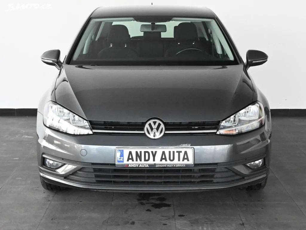 Volkswagen Golf 1,6 TDI 85 KW LED Záruka až 5 Image 2