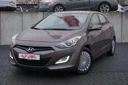 Hyundai i30 1.4 NAVI PDC KAMERA Navi... 