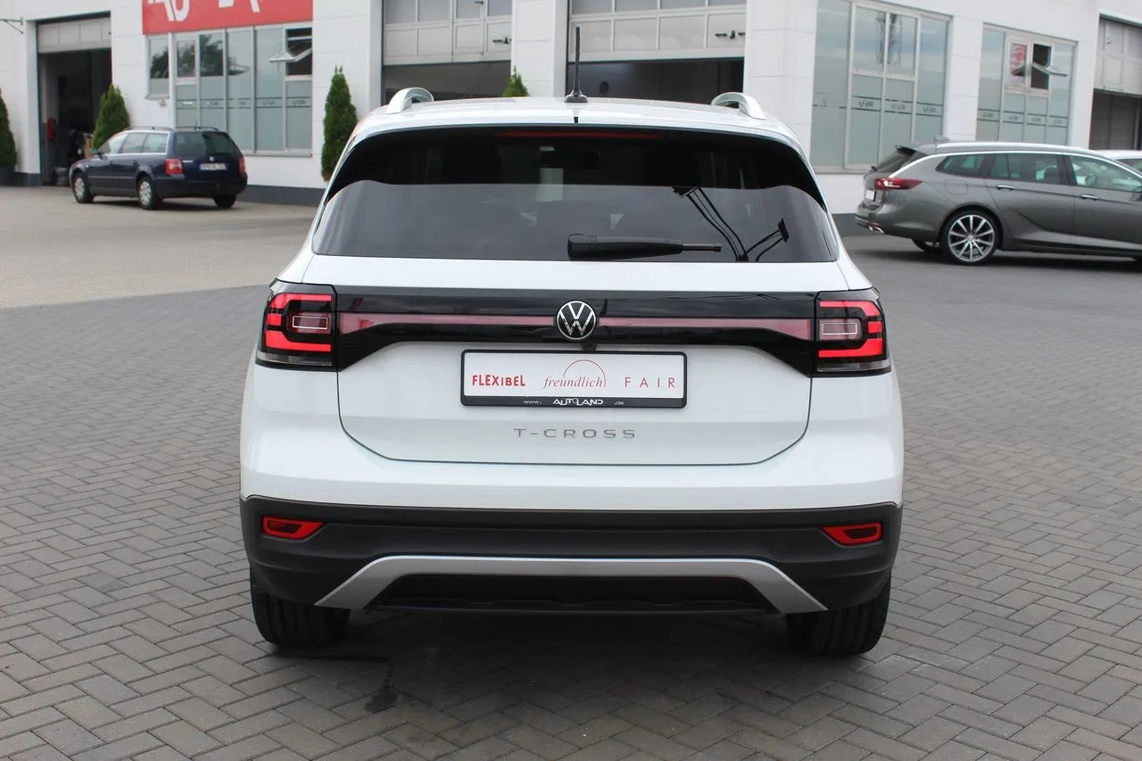 Volkswagen T-Cross 1.0 TSI DSG Navi...  Image 4