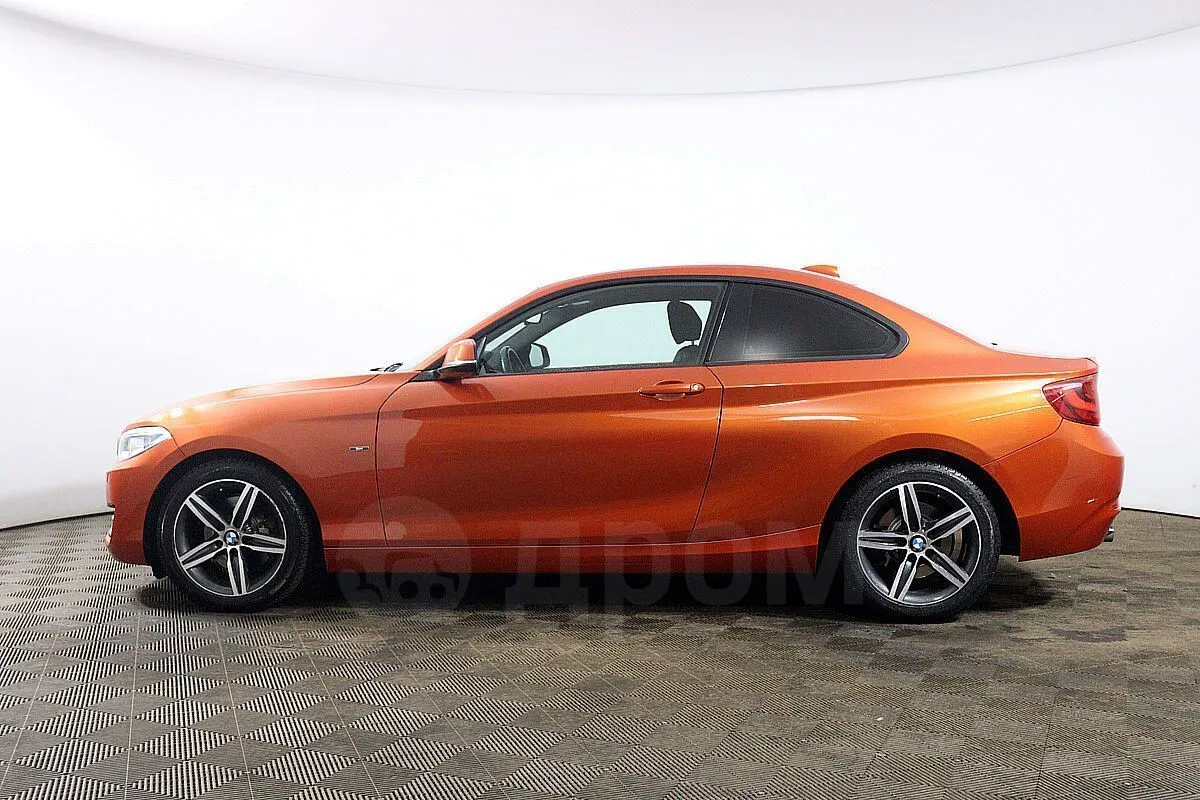 BMW 2-Series 220d AT Image 8